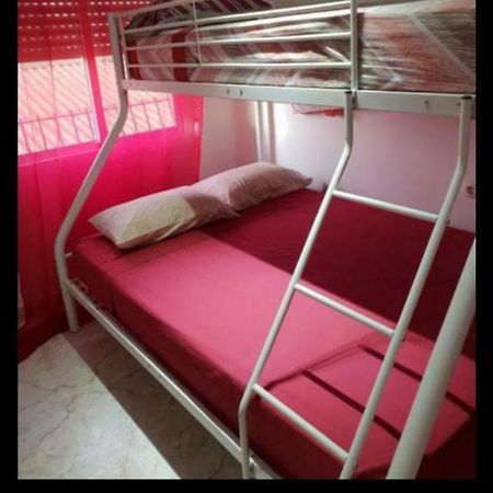 ולנסיה Rooms Nice And Quite מראה חיצוני תמונה