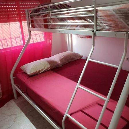 ולנסיה Rooms Nice And Quite מראה חיצוני תמונה